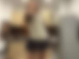 Live cam show with EleonoreHawkey - Arab Striptease on Camversity