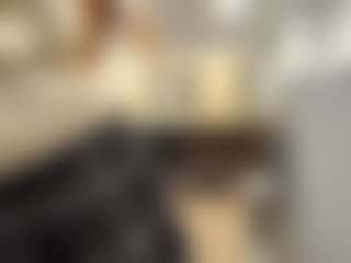 EleonoreHawkey's Live Sex Cam Show