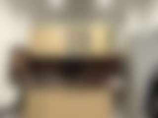 EleonoreHawkey's Live Sex Cam Show