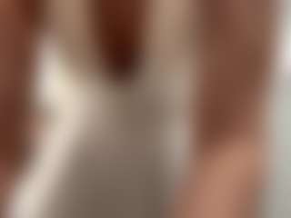 EleonoreHawkey's Live Sex Cam Show