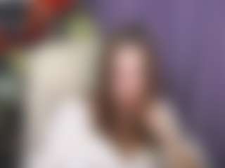Live cam show with ElizabethGlow - New Shaved Pussy on Hubzter Live
