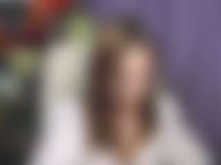 Live cam show with ElizabethGlow - Green Eyes on Fling VIP Chat