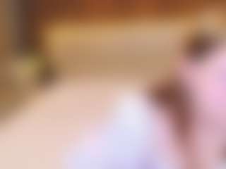 Live cam show with ElizabethGlow - Housewife on testsause.com