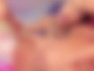 Live cam show with pinkie_pie - Facesitting on Big Tits