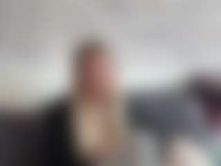 Live cam show with Stella - Full Nudity on livesuperchat.net