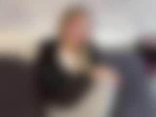 Live cam show with Stella - New Teen (18+) on LiveSexCams6