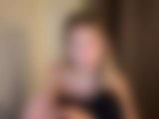 Live cam show with Stella - Blonde Hair Middle Aged on fapnchat