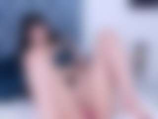 LucyLoud's Live Sex Cam Show