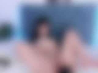 LucyLoud's Live Sex Cam Show