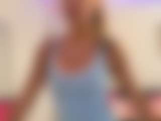 Live cam show with Noellebailey - Ahegao on StripNow