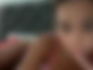 Live cam show with Noelle Bailey - Toys on SinfulBabes