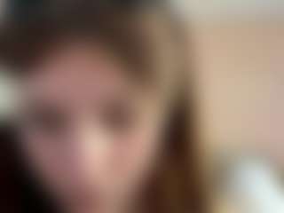 Live cam show with OdeliaMontell - Brown Hair Petite on Camsoda