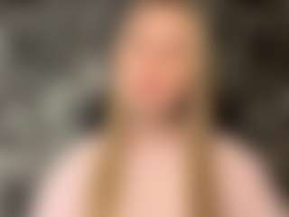 Live cam show with RoslynMiernik - Athletic College on CamClone