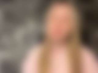 RoslynMiernik's Live Sex Cam Show