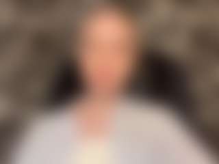 RoslynMiernik's Live Sex Cam Show