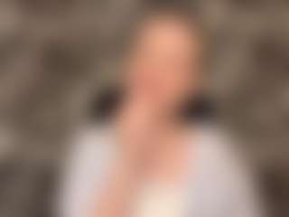 RoslynMiernik's Live Sex Cam Show