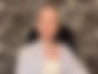 RoslynMiernik's Live Sex Cam Show