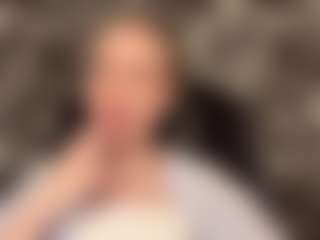 Live cam show with RoslynMiernik - New Sexwebcam on CamSodaAdn