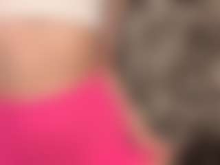 RoslynMiernik's Live Sex Cam Show