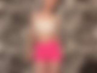 RoslynMiernik's Live Sex Cam Show