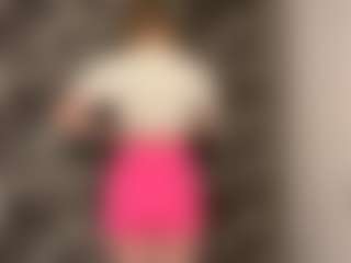 Live cam show with RoslynMiernik - Normal on Camsoda