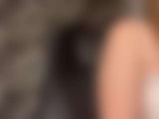 RoslynMiernik's Live Sex Cam Show