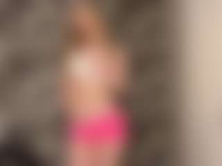 RoslynMiernik's Live Sex Cam Show