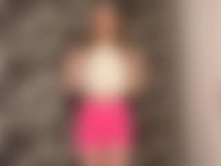 RoslynMiernik's Live Sex Cam Show