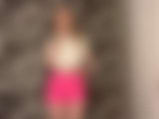 RoslynMiernik's Live Sex Cam Show