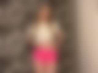 RoslynMiernik's Live Sex Cam Show