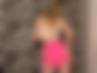 RoslynMiernik's Live Sex Cam Show