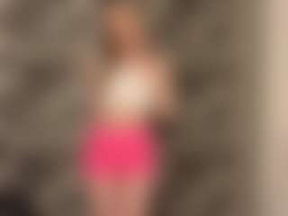 RoslynMiernik's Live Sex Cam Show
