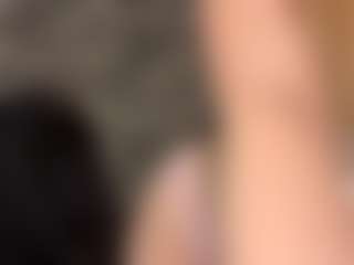 RoslynMiernik's Live Sex Cam Show