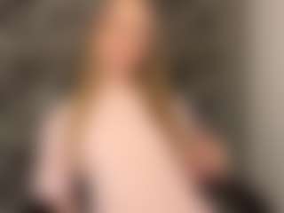 Live cam show with RoslynMiernik - Tease on Camsoda