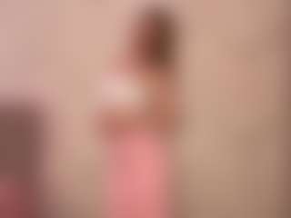 Live cam show with RoslynMiernik - College on xxxlivecams.org