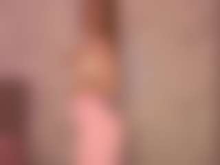 Live cam show with RoslynMiernik - Blonde Hair College on xxxlivecams.org
