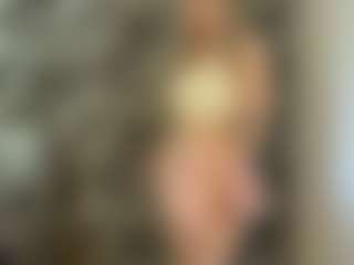 Live cam show with RoslynMiernik - Domination on Camming Site