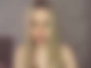 Live cam show with RoslynMiernik - Cosplay Granny on Uber Horny