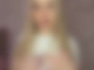 Live cam show with RoslynMiernik - White Big Ass on Fit Hotties | united states