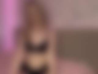 Live cam show with RoslynMiernik - Ahegao on Camsoda