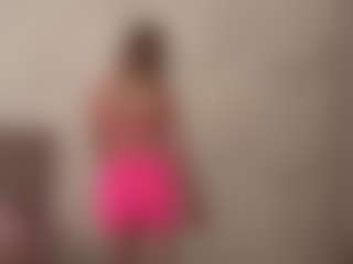 Live cam show with RoslynMiernik - Pornstar Cosplay on LiveSexCams6