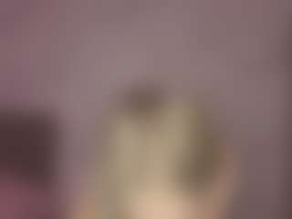 Live cam show with RoslynMiernik - Domination on Camsoda