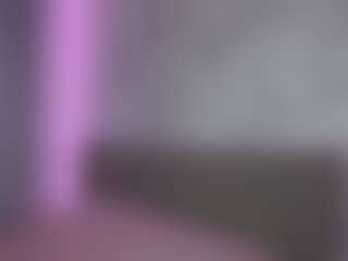 Live cam show with RoslynMiernik - Shower on sexytreat.net
