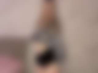 Live cam show with RoslynMiernik - Stockings on madthumbs