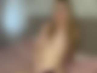 Live cam show with RoslynMiernik - Cosplay Young Adult on https://playwithruby.com