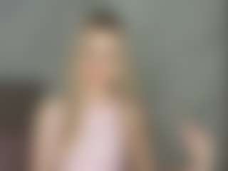 Live cam show with RoslynMiernik - Thin on slutload