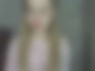 RoslynMiernik's Live Sex Cam Show