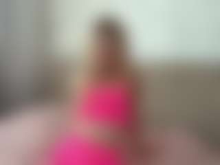 Live cam show with RoslynMiernik - Cosplay Granny on Camsoda