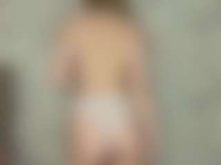 RoslynMiernik's Live Sex Cam Show