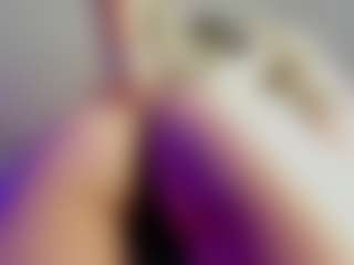 Rousse-dh's Live Sex Cam Show